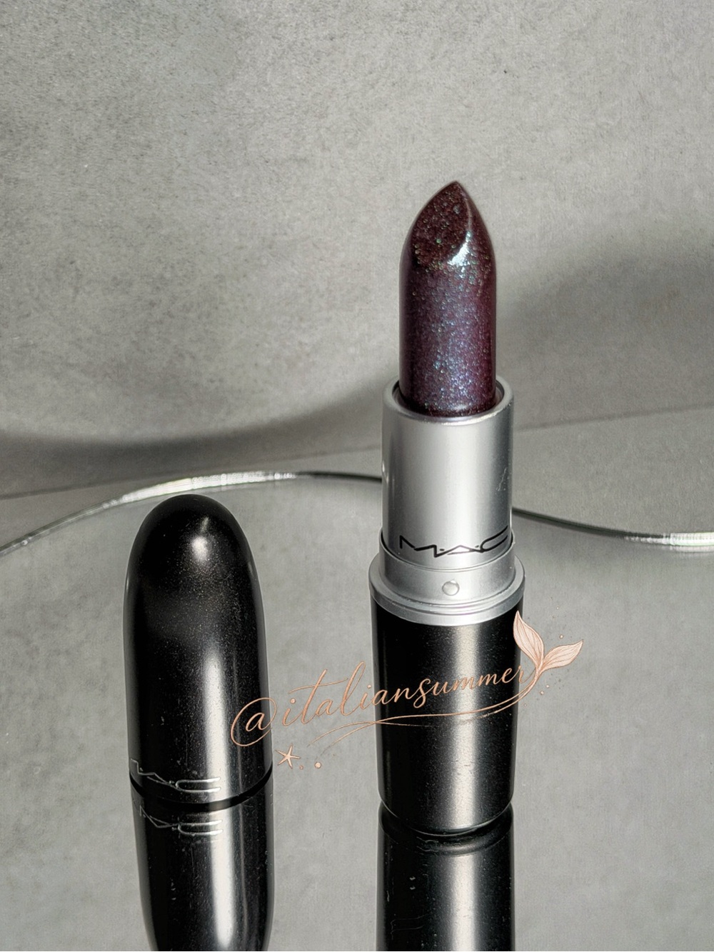 MAC Lipstick ON AND ON RARE Discontinued Collector Shade Full Size NEW No Box